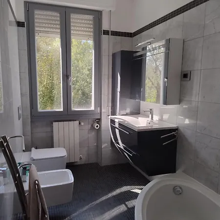 5 Terre Italian Delight Red Apartment La Spezia Exterior photo